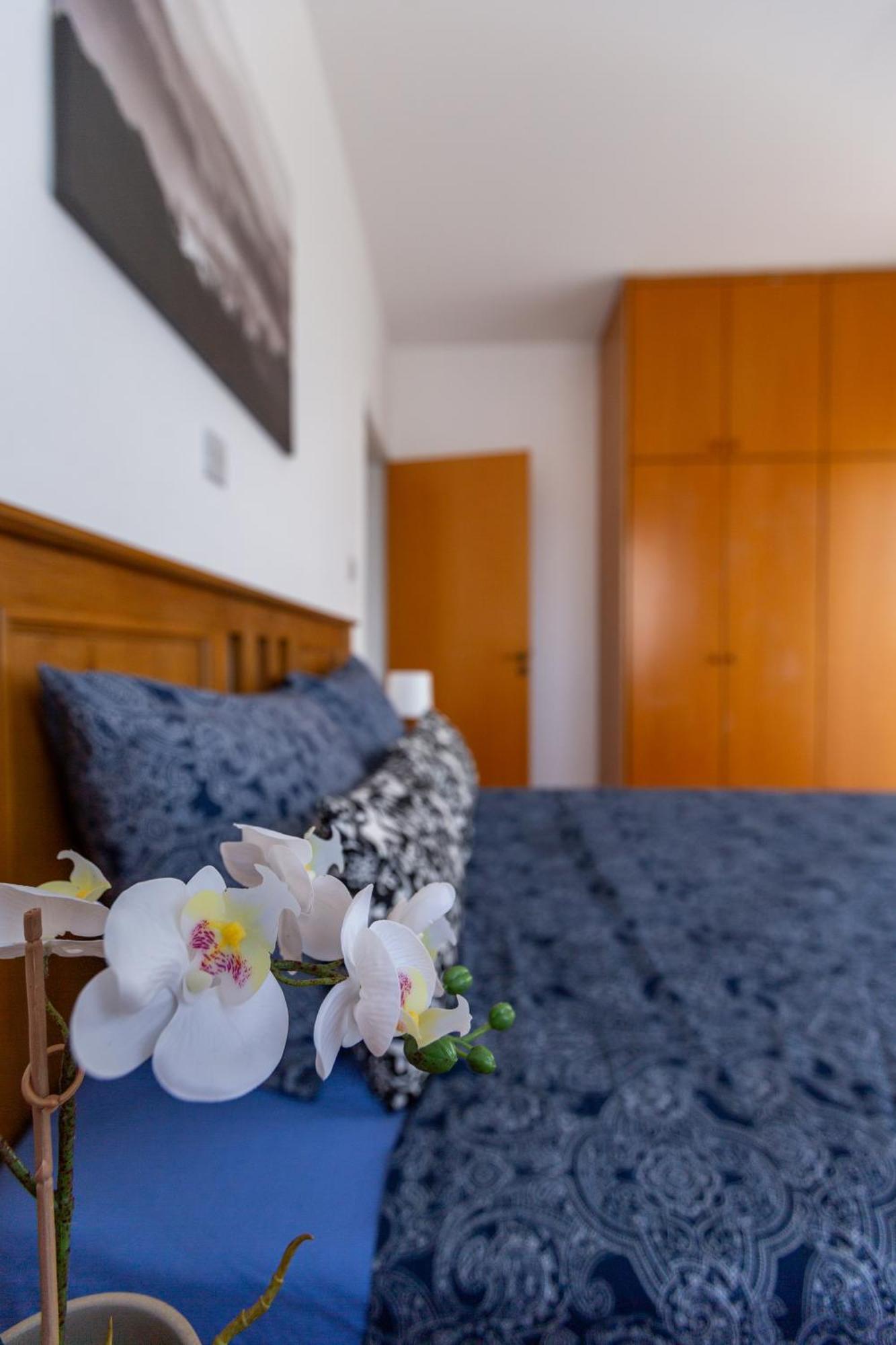 Beautiful 2 Bed Apartment In Paphos Cyprus Exterior photo